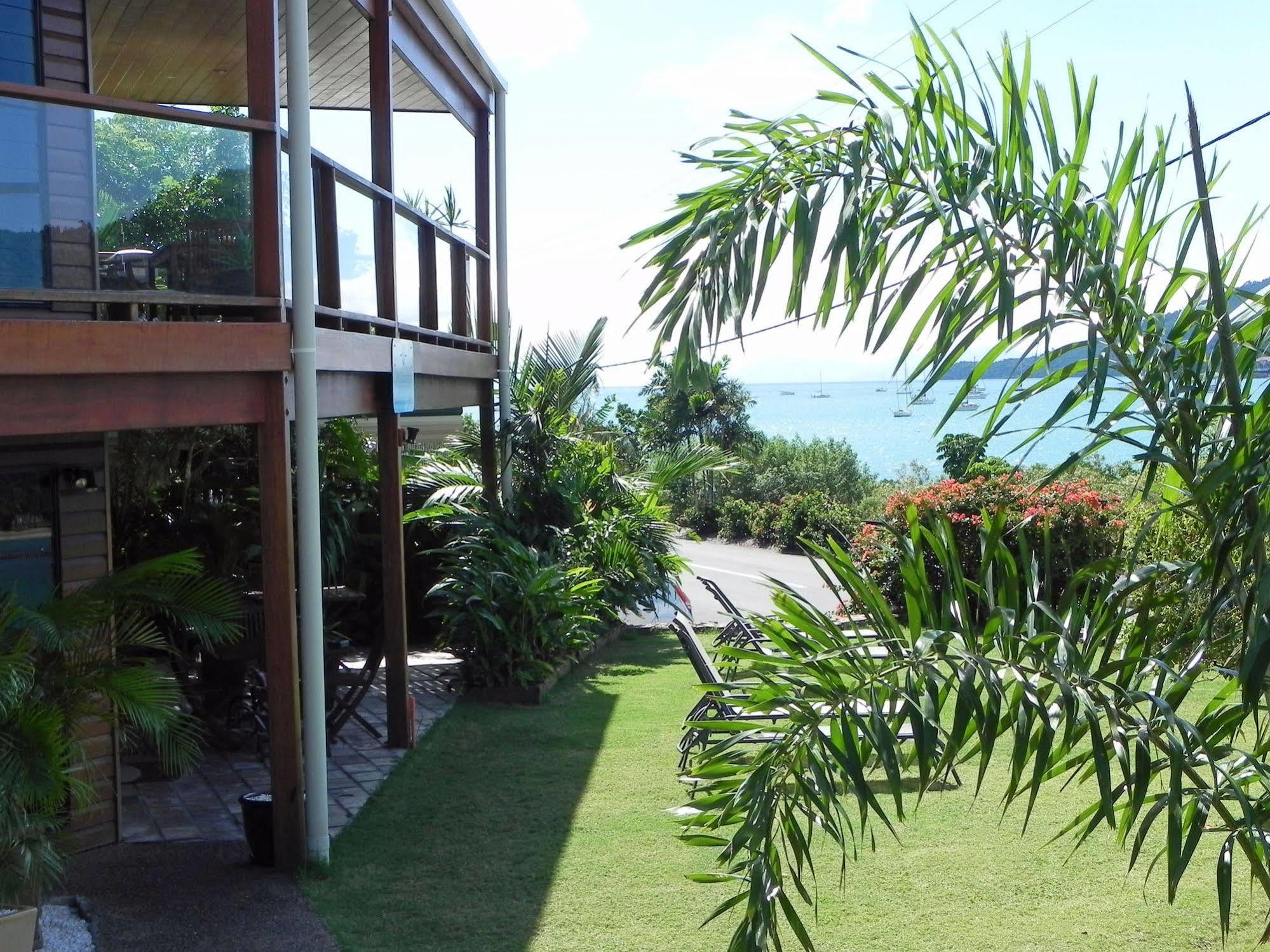 Airlie Waterfront Bed & Breakfast 埃尔利海滩 外观 照片
